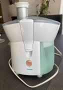 Kompaktowa sokowirówka marki Philips, model Comfort HR1821/70