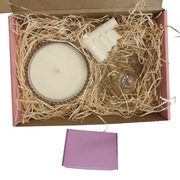 Prezent na idealny wieczór z książką, świece sojowe "Holy Flame", Robea 