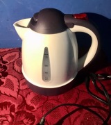 Czajnik elektryczny - 12 woltowy - 1 litr