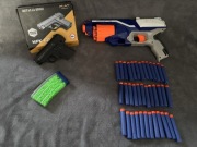 Nerf Elite + pistolet (imitacja) – stan idealny