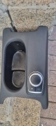 Mercedes w176 panel śrotkowy na kubek 