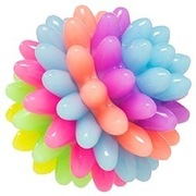 Piłeczka z wypustkami ze światłem 