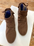 Dorothy Perkins Buty damskie do kostki, zameczek, marszczone zamsz 39