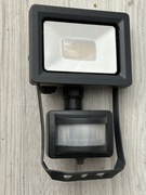 Reflektory ogrodowe, naświetlacze.