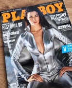 Playboy 4 (304) kwiecień 2018 - Izabela Krzan, Rozalia Roszczyk
