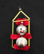 Pajacyk miś na huśtawcebombki choinkowe PRL vintage zabawki na choinke