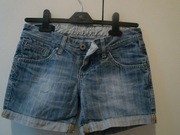 2 pary krótkich spodenek, jeansowe XS/S