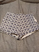 spodenki xs/s etniczny wzór boho bershka