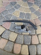 Daihatsu Materia tylne ramie wycieraczki + silniczek.