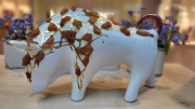 Żubr ceramiczny zdobiony Bursztynem 