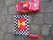 Zygzak McQueen sterowany zdalnie flagą