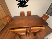 Rozkładany stół + 6 krzeseł 