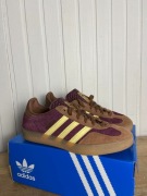 Używane trampki damskie adidas gazelle indoor burgundowe 38 2/3