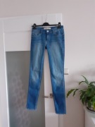 Jeansy spodnie Wrangler miękkie elastyczne  skinny rurki rozm xs