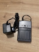 Ładowarka do akumulatorów AA