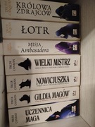 Trudi Canavan: Uczennica Maga, Trylogia Czarnego Maga, Trylogia Zdrajcy