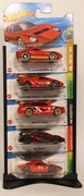 3x stojak na 5 modeli w karcie + 2x stojak na 5 modeli bez karty hotwheels