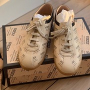 Gucci - buty z limitowanej kolekcji- nowe 38