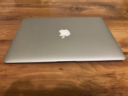 Apple MacBook Air 13" 2015 A1466 i5 1.6 GHz | 8 GB RAM | 250 GB SSD
