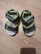 Sprzedam buty dla chłopca 