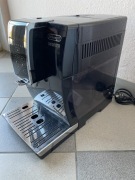 Ekspres do kawy DeLonghi Dinamica