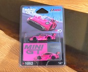 Mini GT - Porsche 911 GT3 R #77 2024 - 1052 - blister hot wheels Roxy
