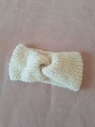 Opaska na uszy głowę czoło miękka turban kremowa handmade 