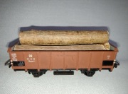 2-osiowa węglarka Piko H0 z ładunkiem prawdziwych grubych bali! Jedyna!