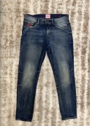 Jeansy damskie tomboy Superdry rozmiar W28 L32