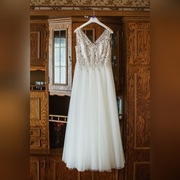 Suknia Ślubna 42-44, ecri 