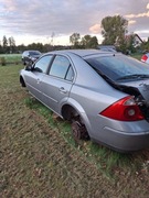 ford mondeo MK 3 drzwi , błotnik, kolor. Posiadam wszystkie części .