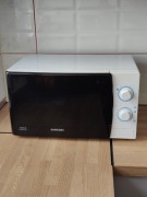 Kuchenka mikrofalowa wolnostojąca Samsung ME711K