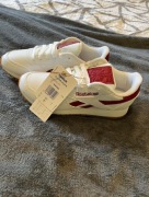 Reebok CL LTHR Vegan