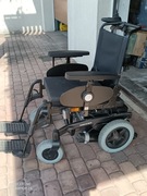Elektryczny wózek inwalidzki firmy MEYRA 