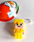 Alex in Golden Armour Minecraft Kinder Joy figurka 
