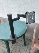 Solidna stopa, podstawa, uchwyt do mognitora LG 31,5 " przykręcany do blatu