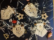 Makramowa ozdoba świąteczna 8x8 cm – rękodzieło, zestaw 4 szt., boho