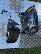 Reflektor lampa prawa jeep Grand cherokee 