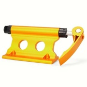 Uchyt na widelec. Przewieź rower w samochodzie