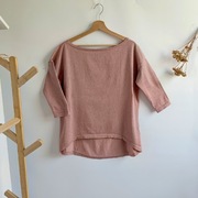 Sweterek Mohito 36 S sweter różowy dłuższy tył przedłużany błyszczący overs