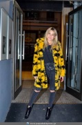 GUESS Pia Faux-Fur - FUTRO r. XS
