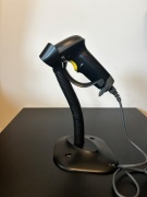 Czytnik kodów kreskowych z podstawką i automatycznym skanowaniem