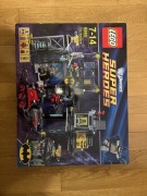 6860  LEGO SUPER HEROES Jaskinia Batmana