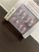 Sztuczne paznokcie tipsy