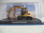 Maszyny budowlane: Hydrauliczna koparka gąsienicowa, 1:64/NOWA