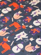 Papier do pakowania "Zwierzęta w szalikach", 70 cm x 3 m