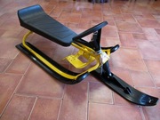 Nartosanki z kierownicą i hamulcem