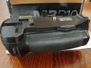 Oryginalny Nikon MB-D10 Battery Grip do Nikon D700 / D300 / D300s