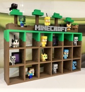 Stojak / Ekspozytor Minecraft na figurki z Kinder Joy