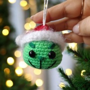 Świąteczny Grinch na szydełku